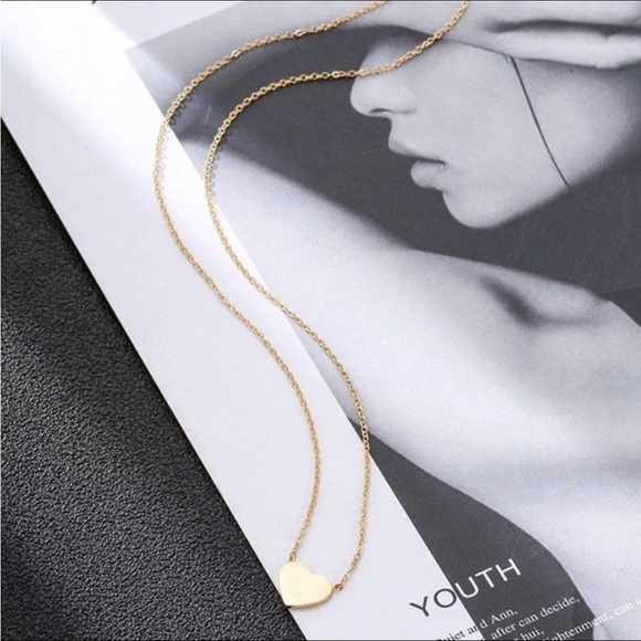 18k Gold Plated Dainty Heart Necklace - Picture 3 of 5